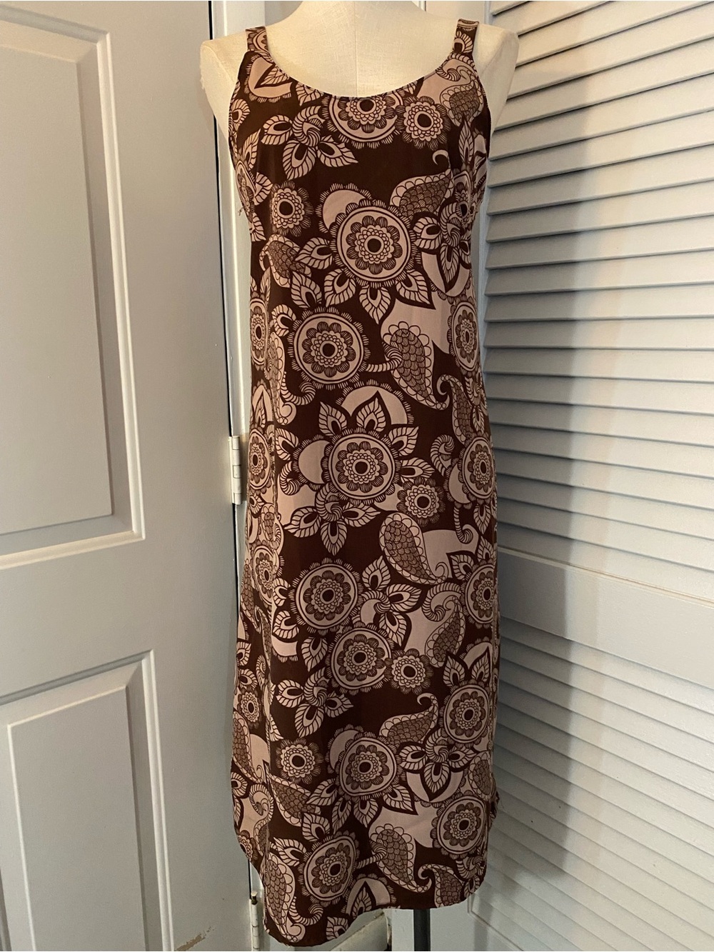 Sleeveless Floral Tank Dress in Brown and Cream- Size 1X